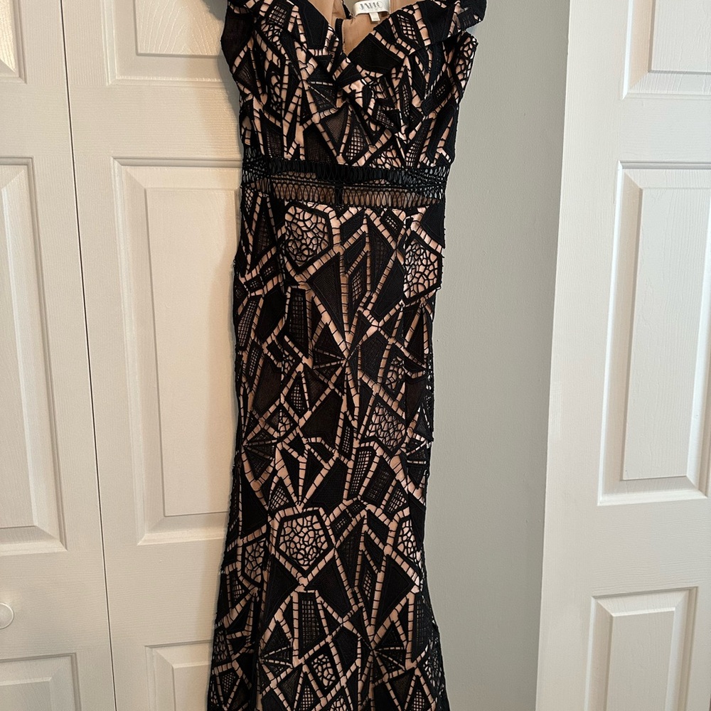 Elegant Black and Cream Geometric Dress